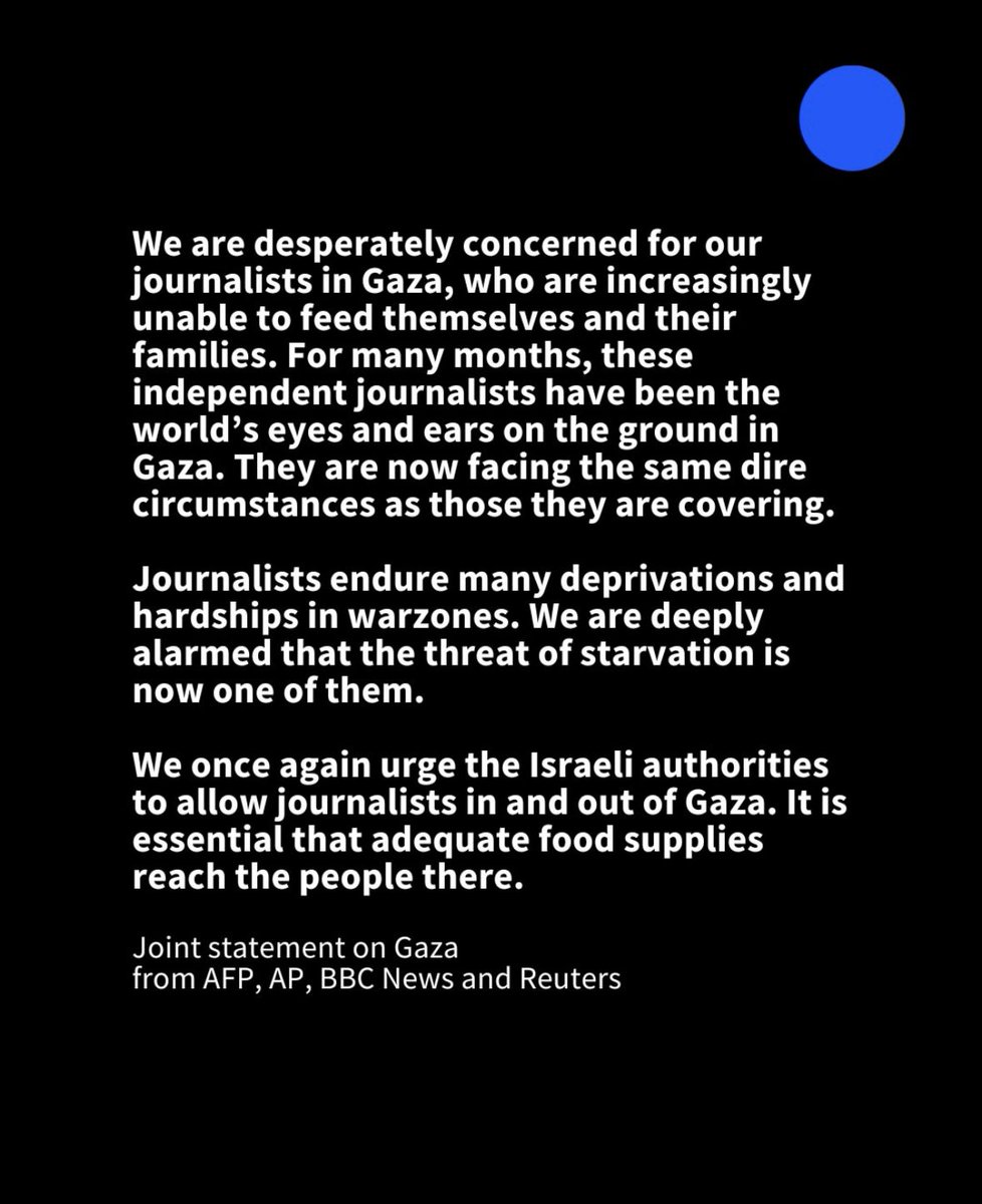felyxmarquez's tweet image. Mientras los periodistas en Gaza mueren de hambre o plomo, los medios en México son comprados para hacer un tour por Israel con el patrocinio completo de su embajada en México y Fuente Latina. Da vergüenza la foto de reporteros mexicanos posando como turistas en Tel Aviv.