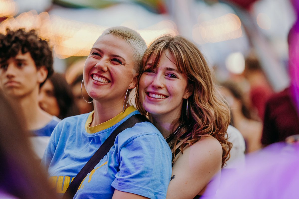 Santander Music (@santandermusic) on Twitter photo Un año después y aún seguimos con la sonrisa puesta 🥰
Revivimos un poquito de todo mientras calentamos motores para lo que viene.
¿Repetimos este verano?
#SantanderMusic2025
<a href="/cant_infinita/">Cantabria Infinita</a> <a href="/TurismoSDR/">Turismo Santander</a> <a href="/CLebaniego/">Camino Lebaniego</a> <a href="/SDRCreativa/">Santander Creativa</a> Un año después y aún seguimos con la sonrisa puesta 🥰
Revivimos un poquito de todo mientras calentamos motores para lo que viene.
¿Repetimos este verano?
#SantanderMusic2025
<a href="/cant_infinita/">Cantabria Infinita</a> <a href="/TurismoSDR/">Turismo Santander</a> <a href="/CLebaniego/">Camino Lebaniego</a> <a href="/SDRCreativa/">Santander Creativa</a>