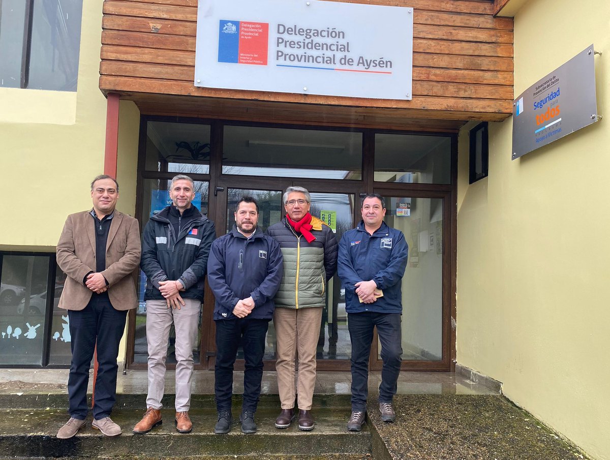 📍#PuertoAysén #AHORA se está desarrollando un #GabineteSectorial <a href="/MintrabChile/">Trabajo y Previsión Social</a> de Trabajo y Empleo liderado por <a href="/DPPAysen/">Delegación Presidencial Provincial de Aysén</a> Rodrigo Moreno, abordando temas provinciales con <a href="/drtaysen/">DRTAYSEN</a> <a href="/IPS_Aysen/">IPS Aysén</a> <a href="/SenceAysen/">Sence Aysen</a> <a href="/ISLChile/">Instituto de Seguridad Laboral</a>
#capacitaciones #fiscalizaciones #ReformaDePensiones #Empleo