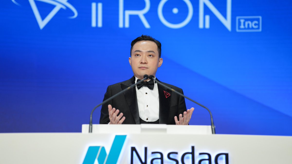 NasdaqExchange's tweet image. 🔗 From entertainment to blockchain innovation.
📈 Tron Inc. (formerly SRM Entertainment) is now officially #NasdaqListed under its new name, pioneering blockchain-integrated treasury strategies.
🔔 Congrats on this milestone, $TRON!