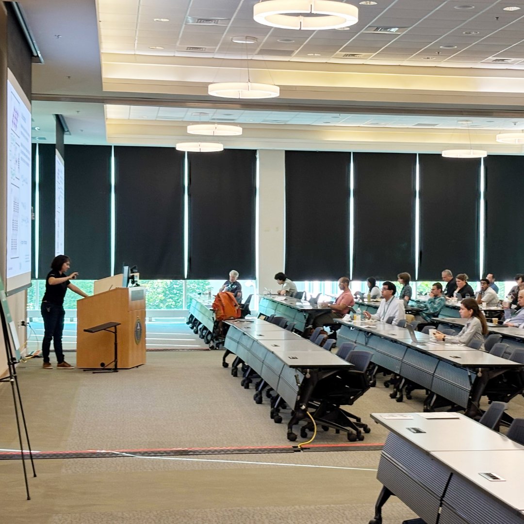 OLCFGOV's tweet image. Day 4 of the Quantum Computing User Forum at @ORNL is underway!
The morning kicked off with a workshop with Kristine Rezai and Martin Schulz from @meetIQM: Getting started with hybrid quantum-classical algorithms.🌟