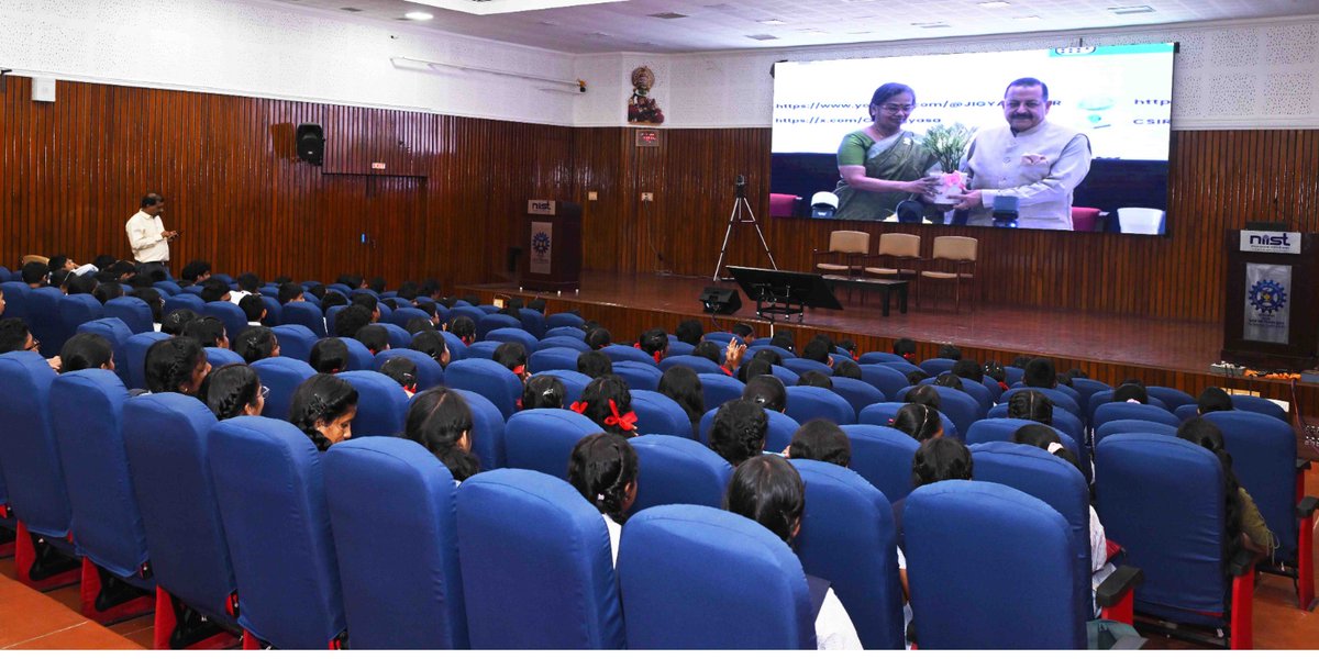 csir_niist's tweet image. Glimpses from the Day 4 of &quot;One Day As a Scientist&quot; program at CSIR-NIIST !!!  #onedayasascientist @CSIR_IND @CsirJigyasa @DrJitendraSingh