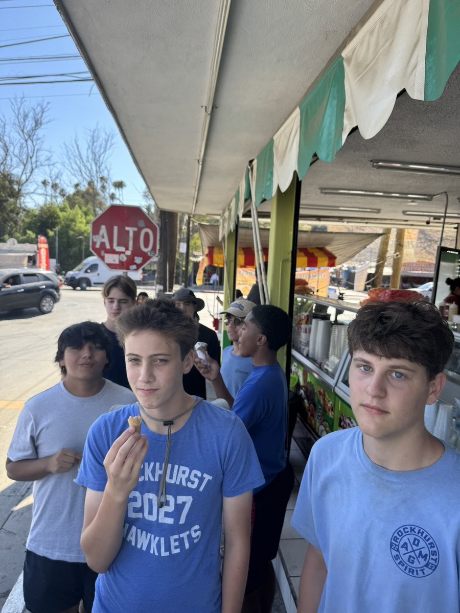 RockHighPres's tweet image. Another week, another group of Hawklets working as One in Christ, For Others! Here’s a group serving this week in Mexico. More fun photos coming. AMDG
