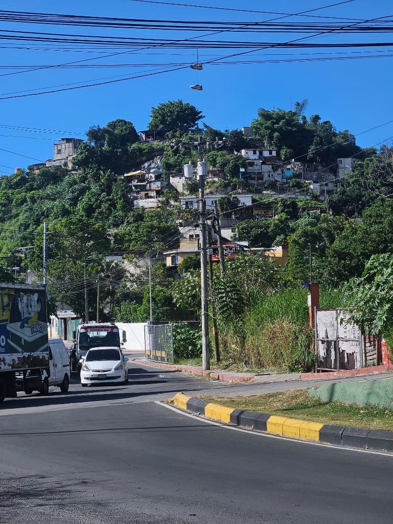 TNELECTRIC's tweet photo. 15 Tennessee electric lineworkers have arrived in Guatemala to provide hope, power and opportunity.
Keep up with their mission on our website here: https://t.co/fKvRhpOhCR
#ProjectHighLight https://t.co/qwFqNWbaYR