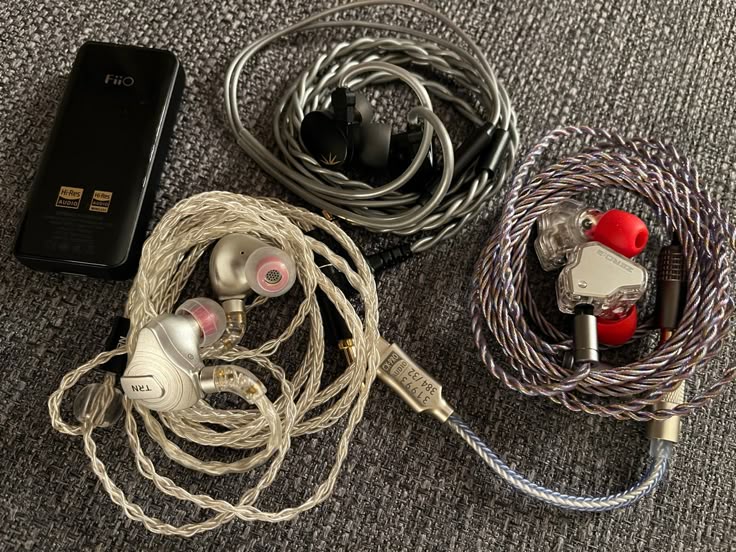 Unpopular opinion: iems are better than any headphones