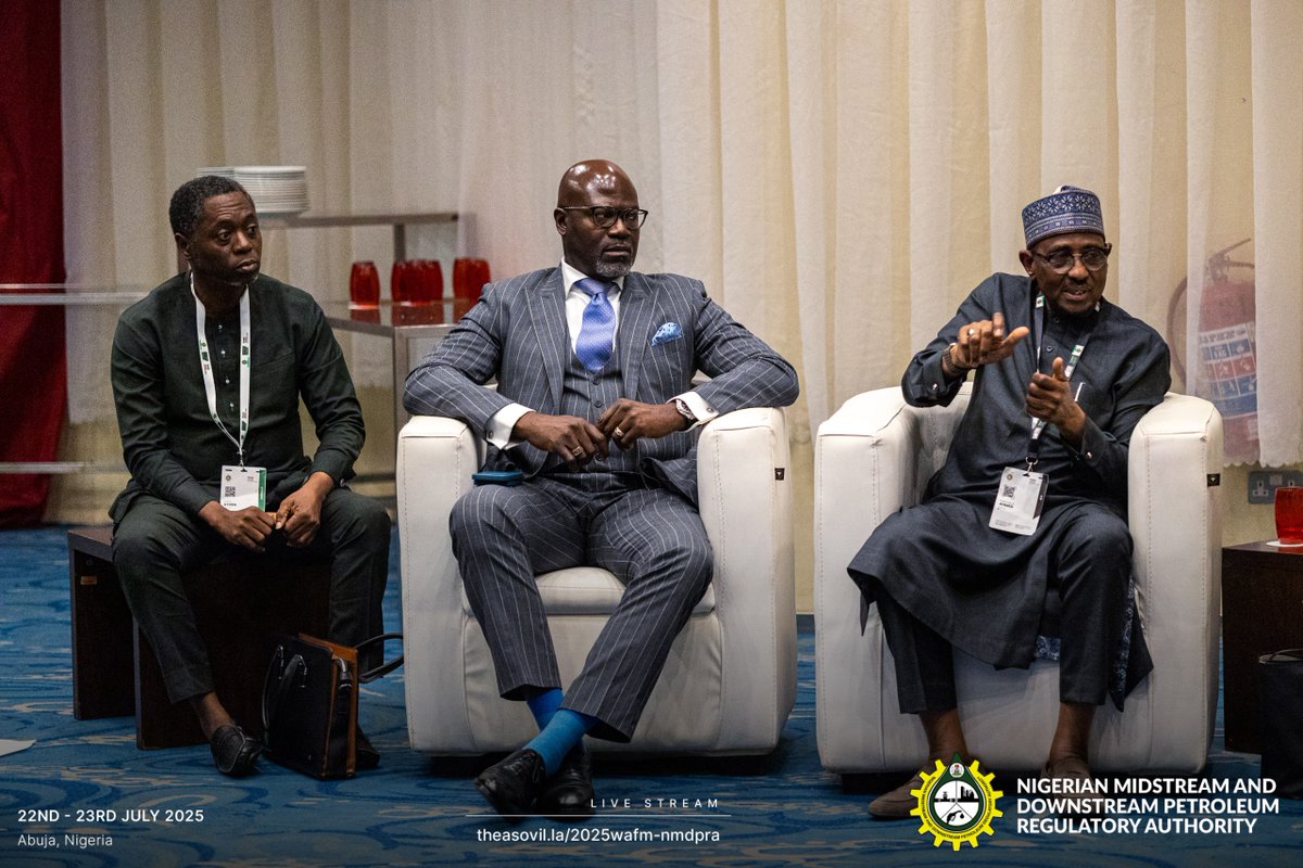 NigeriaGov's tweet image. In the spirit of cross-border collaboration, NMDPRA, led by Authority Chief Executive Engr. Farouk Ahmed, hosted a closed-door session with regulators across Africa at #WAFM2025.
#RenewedHopeAgenda #RegulatorySynergy #WAFM2025 #AfricaEnergyLeadership #RenewedHopeAgenda…