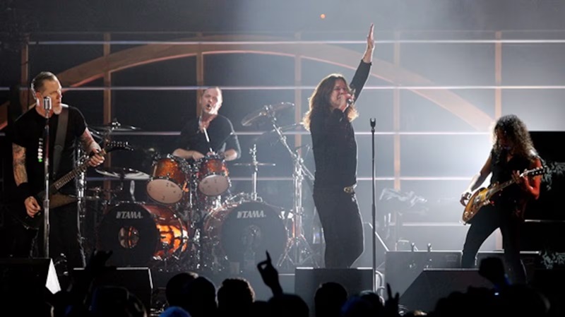 Do you remember the first time you heard <a href="/BlackSabbath/">BlackSabbath</a>?   The guys from <a href="/Metallica/">Metallica</a> do &amp; they actually recorded a video talking about that before the #BacktotheBeginning concert.   Check it out here:  wbab.com/news/metallica… ~ <a href="/niqueWBAB/">domonique</a>