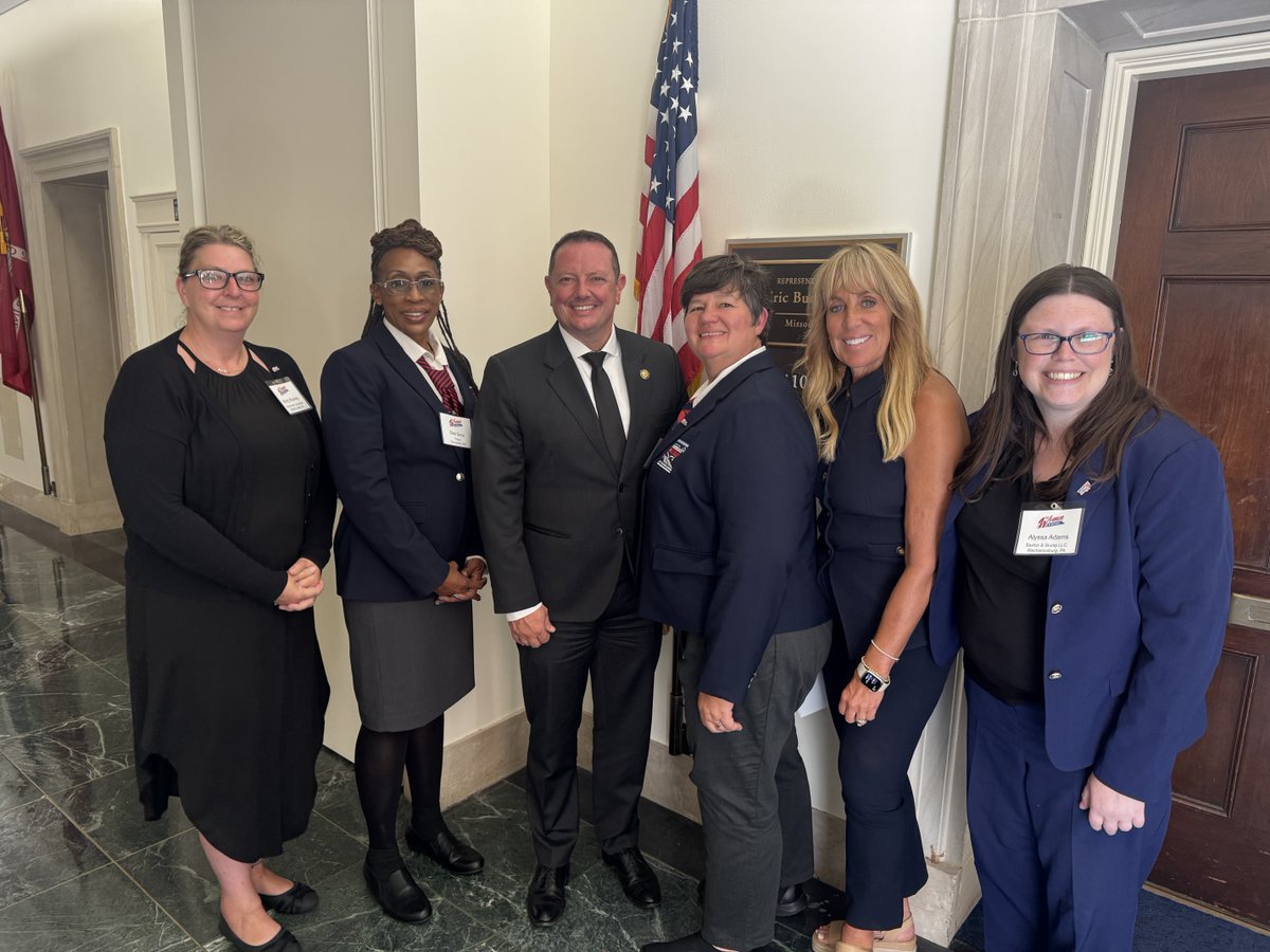 wim_ata's tweet image. We were thrilled to meet with @RepEricBurlison during the Women In Motion Call on Washington. We discussed ways to support hardworking truckers and thanked him for being a champion for our essential industry.