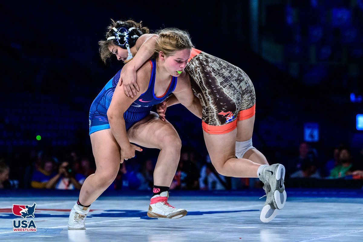 MNUSAW's tweet image. Captured in Fargo... Sarah Pulk, 2025 high school state champion from Badger-GB-MR wrestling on the championship stage. #mnusawrestling #mnstorm