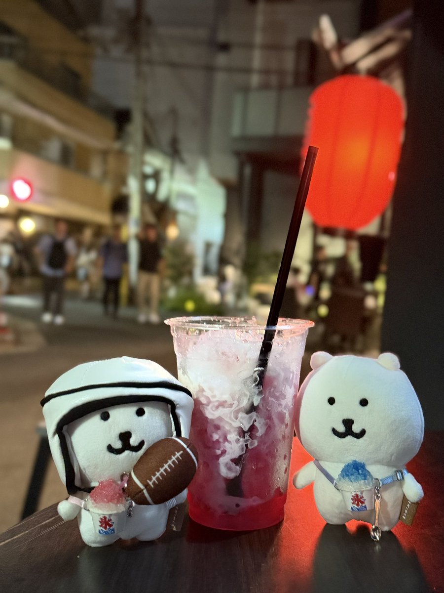 343kuma's tweet image. 神楽坂のお祭りに行ってきたよ！ｱｿｰﾚ

溶けまくりの🍧と共に