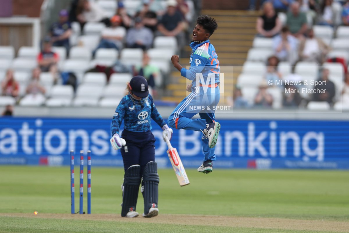 Behind the Goal (@markfletcher50) on Twitter photo Kranti Goud of <a href="/BCCIWomen/">BCCI Women</a> celebrates after bowling <a href="/englandcricket/">England Cricket</a> Tammy Beaumont during the Third Metro Bank One Day Series match <a href="/DurhamCricket/">Durham Cricket</a> on Wednesday (Pic: © MI News) #EnglandCricket #IndianCricket #DurhamCricket <a href="/KrantiGoud/">Kranti goud</a> Kranti Goud of <a href="/BCCIWomen/">BCCI Women</a> celebrates after bowling <a href="/englandcricket/">England Cricket</a> Tammy Beaumont during the Third Metro Bank One Day Series match <a href="/DurhamCricket/">Durham Cricket</a> on Wednesday (Pic: © MI News) #EnglandCricket #IndianCricket #DurhamCricket <a href="/KrantiGoud/">Kranti goud</a>