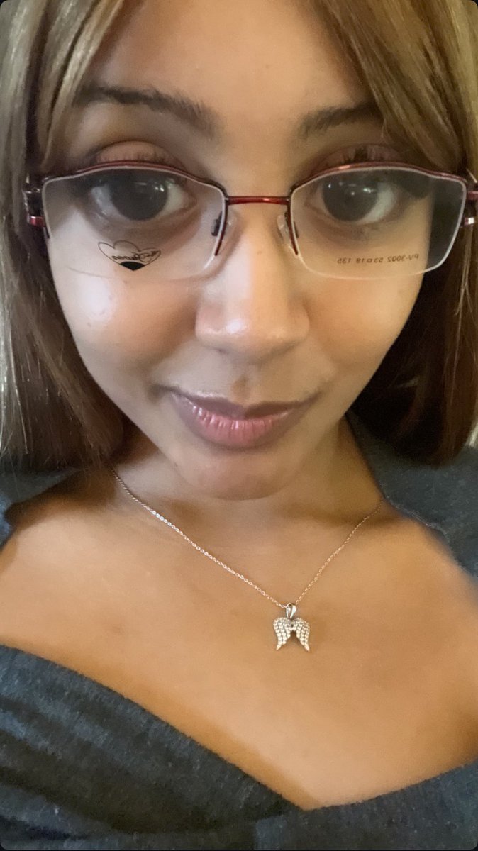 Zyceii's tweet image. pinkpantheress 🥹