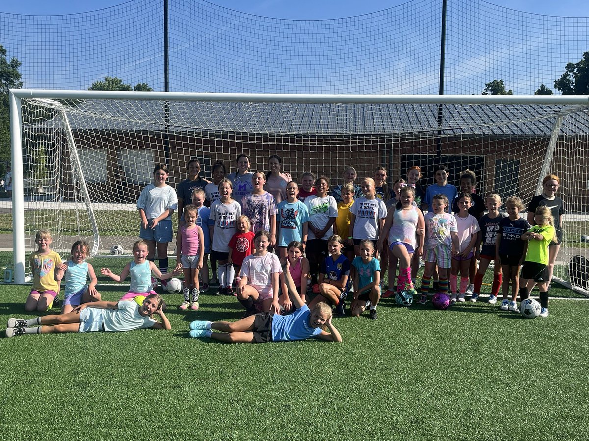 We finished the summer with a popsicle party! Thanks to all the girls who joined us this summer. Hope to see you on Sept 15th for our Daddy/Daughter Night!