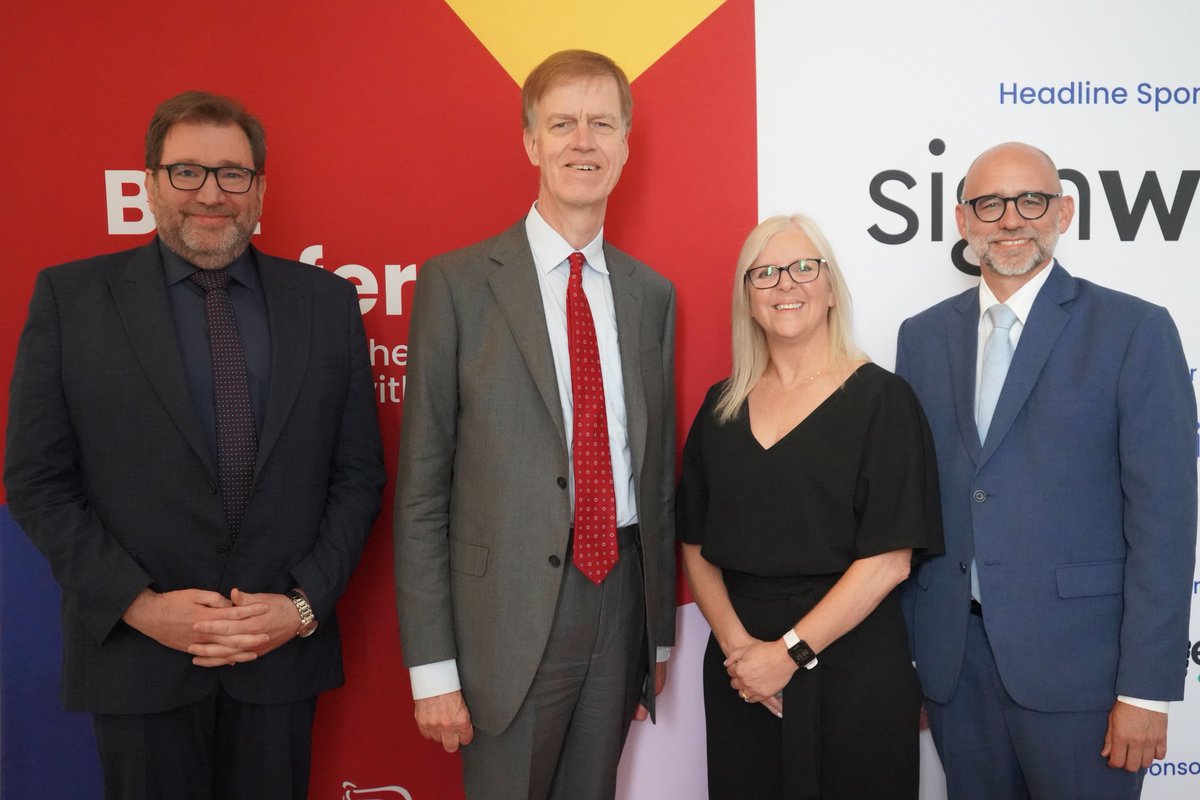 DisabilityGovUK's tweet image. Minister for Social Security and Disability, Sir Stephen Timms MP, attended the British Deaf Association’s British Sign Language (BSL) Conference 2025!