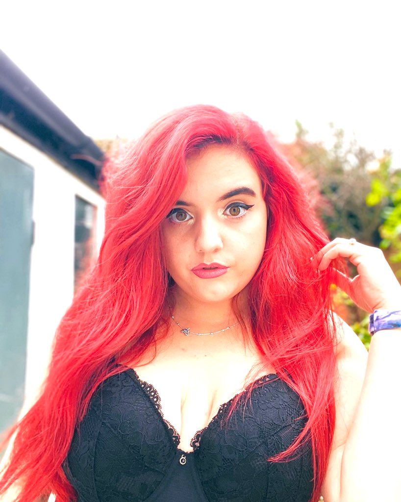 Who wants to buy me coffee ✨🎀

Findom