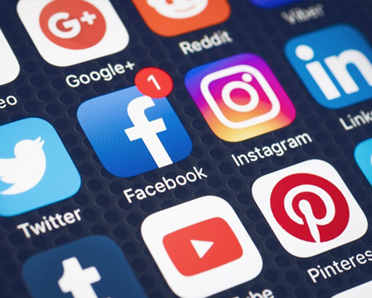 KVAB (@_kvab) on Twitter photo Op 8/08 om 11u vindt Wetenschap aan Zee dag 3 plaats! Thema: Hoe omgaan met Sociale Media en AI. Met lezingen van Prof. Veronique Hoste – veiliger sociale media door taaltechnologie en Prof. Em. <a href="/lucsteels/">Luc Steels</a>. Mod.: <a href="/AnnDooms/">Ann Dooms</a>
Tickets: bit.ly/4o32Vaf@AnnDoo…
<a href="/aibrussels/">Artificial Intelligence Lab Brussels</a> #TAZ Op 8/08 om 11u vindt Wetenschap aan Zee dag 3 plaats! Thema: Hoe omgaan met Sociale Media en AI. Met lezingen van Prof. Veronique Hoste – veiliger sociale media door taaltechnologie en Prof. Em. <a href="/lucsteels/">Luc Steels</a>. Mod.: <a href="/AnnDooms/">Ann Dooms</a>
Tickets: bit.ly/4o32Vaf@AnnDoo…
<a href="/aibrussels/">Artificial Intelligence Lab Brussels</a> #TAZ