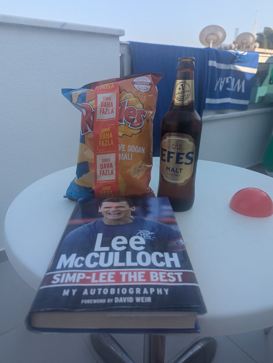 David Naylor (@davidnaylor83) on Twitter photo Balcony beers Balcony beers