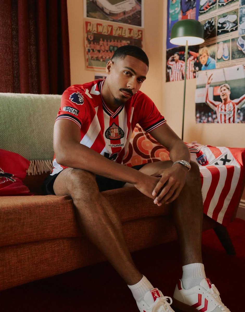 2025/26 sezonunda giyeceğimiz iç saha formamız tanıtıldı! 🔥

#SAFC • #SunderlandAFC

Our home kit for the 2025/26 season has been introduced! 🔥