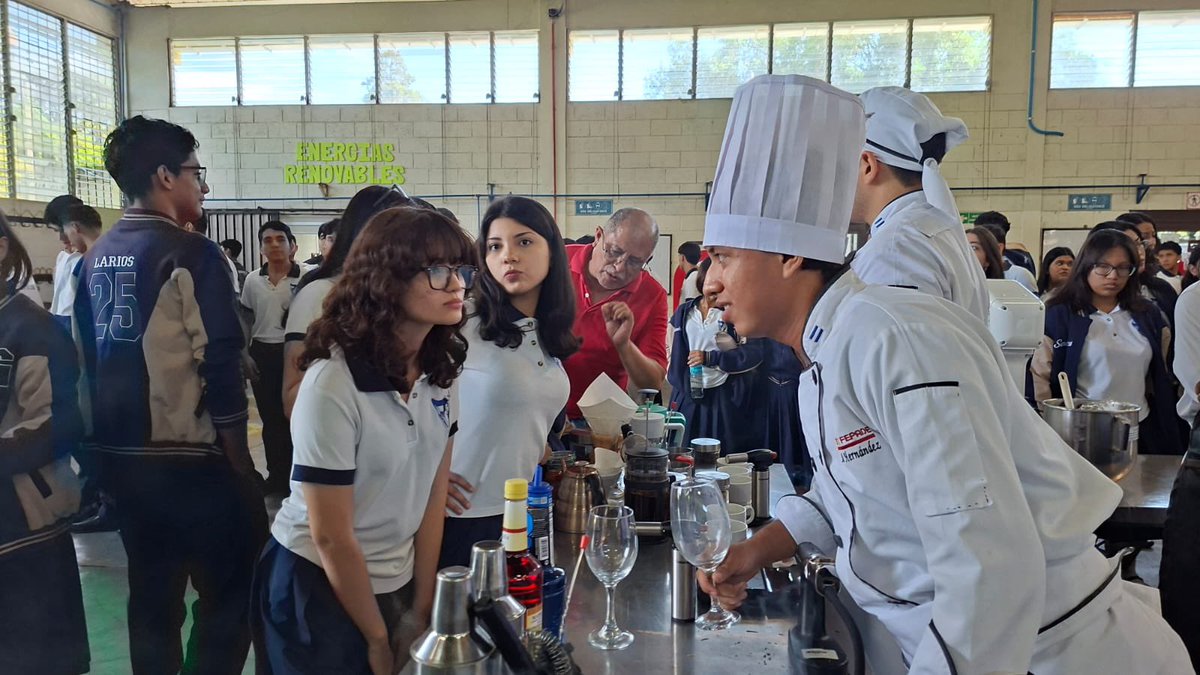 Christian Aparicio (@christ_aparicio) on Twitter photo Primeros 2,500 estudiantes llegan a las instalaciones del <a href="/ITCAfepade/">ITCA-FEPADE Oficial</a> a conocer la oferta académica de 31 Instituciones de Educación Superior a nivel nacional.
#SumateALaU Desafío STEAM, Mujeres en Ciencia. Primeros 2,500 estudiantes llegan a las instalaciones del <a href="/ITCAfepade/">ITCA-FEPADE Oficial</a> a conocer la oferta académica de 31 Instituciones de Educación Superior a nivel nacional.
#SumateALaU Desafío STEAM, Mujeres en Ciencia.