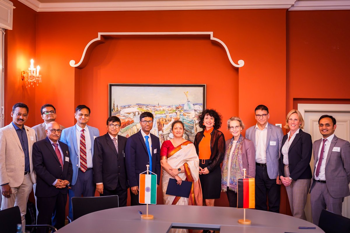 India in Germany (@eoiberlin) on Twitter photo Amb <a href="/AjitVGupte/">Ajit Gupte</a> (virtually) addressed the Indo-German workshop on AI, XR & Robotics in Healthcare (July 16โ18, TU Dresden), emphasizing ๐ฎ๐ณ๐ฉ๐ช collaboration in socially relevant and globally scalable medtech.
Science Counsellor Dr Ramanuj Banerjee outlined the vision for next-gen Amb <a href="/AjitVGupte/">Ajit Gupte</a> (virtually) addressed the Indo-German workshop on AI, XR & Robotics in Healthcare (July 16โ18, TU Dresden), emphasizing ๐ฎ๐ณ๐ฉ๐ช collaboration in socially relevant and globally scalable medtech.
Science Counsellor Dr Ramanuj Banerjee outlined the vision for next-gen