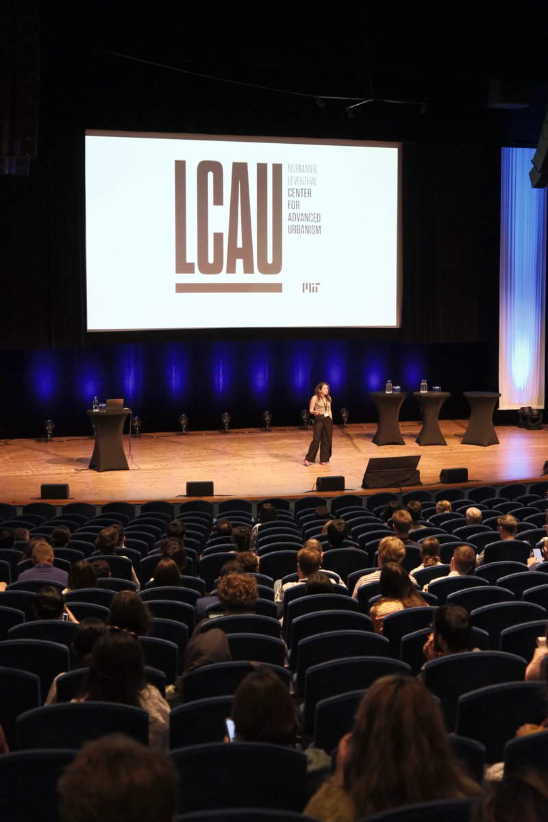 IC2S2's tweet image. Sarah Williams capped our keynote series with a powerful call: make data a force for empowerment and public good. What insight resonated most with you? #ic2s2