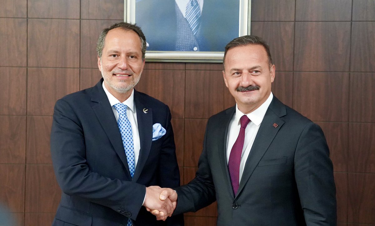 İtlerin başı yine havlamaya başlamış, hala akıllanmadın mı şerefsiz biz bu adamları sizin gibi namussuz şerefsizlere yedirtir miyiz