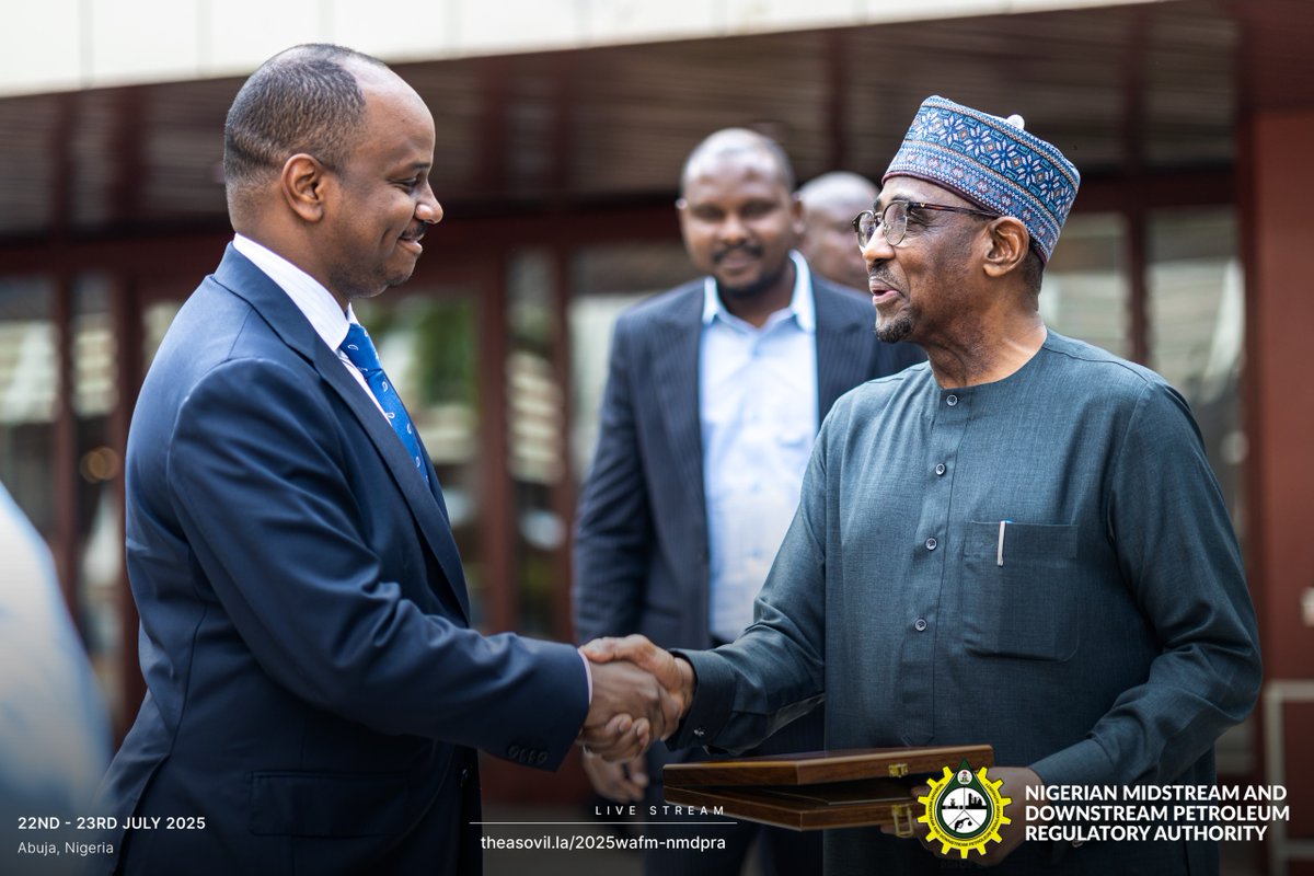 NigeriaGov's tweet image. A powerful moment captured: ACE @NMDPRA_Official , Engr. Farouk Ahmed, joined by energy regulators from across Africa: including Hassan Adoum Younousmi (DG, ARSAT Chad) and Brima Baluwa Koroma (DG, NPRA Sierra Leone), after a high-level closed-door session on deepening…