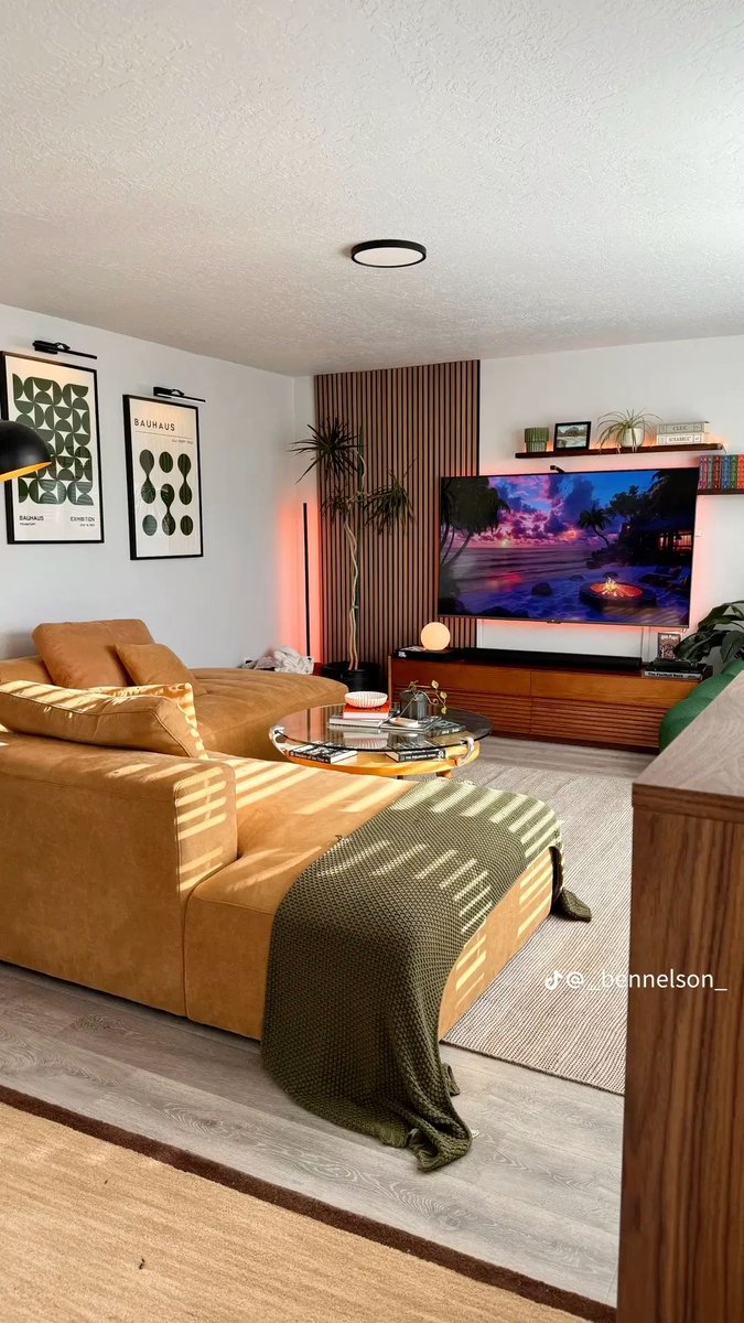 interiorsuckerr's tweet photo. 1 or 2 or 3 or 4? https://t.co/PjflgQ8cbq