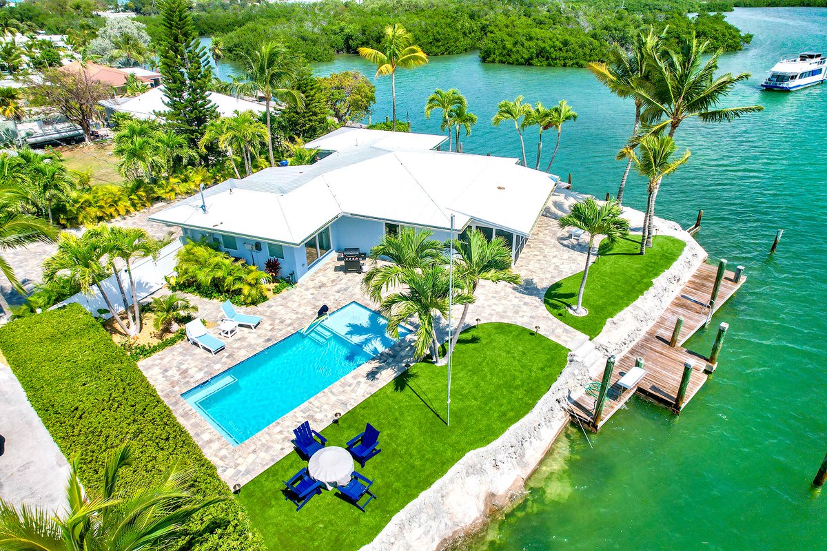 Florida Keys tweet media