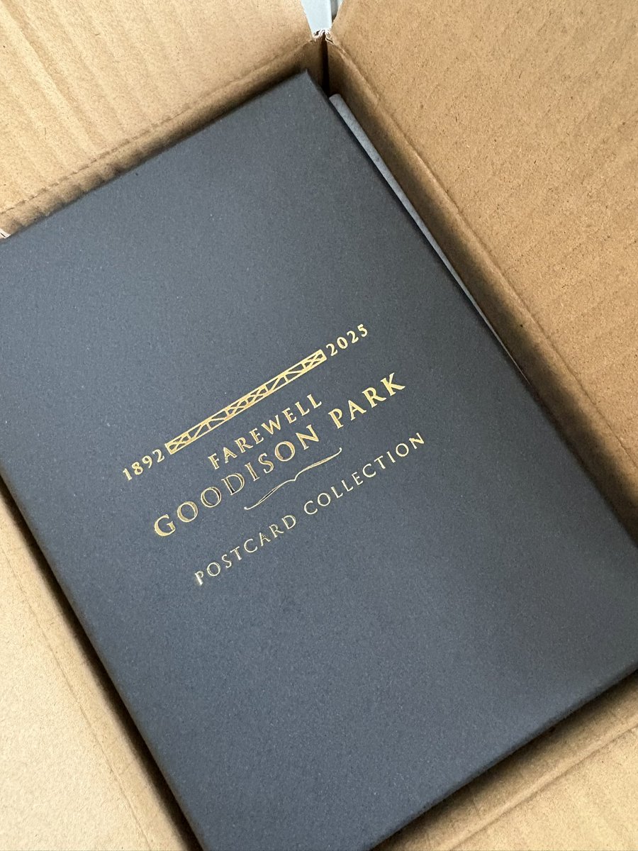 ToffeeArt's tweet image. Complete Farewell Goodison Park postcard collection available in a rather lovely presentation box.
These won’t be available again in the boxes once they are gone.
#EFC #FarewellGoodison