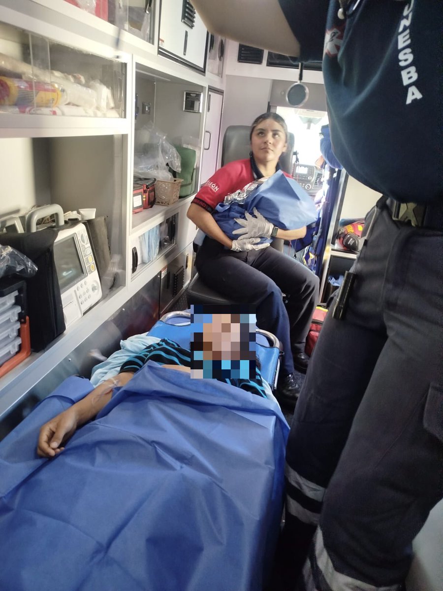 🚒👶 Bomberos de León auxilian a una madre en labor de parto

👩‍🚒🤰🏻 En la colonia Obrera, paramédicos de Bomberos brindaron atención a una mujer que dio a luz a un pequeño varón en su domicilio.
