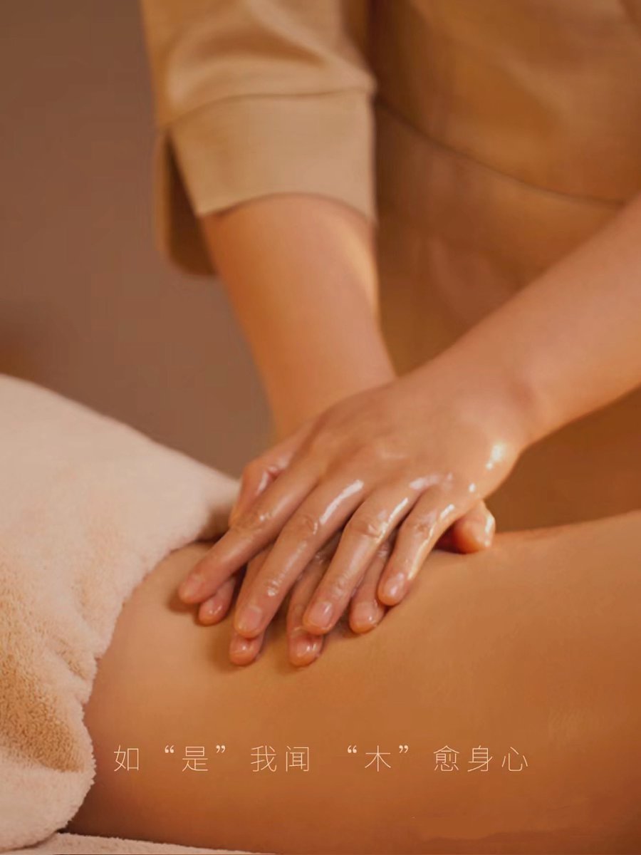 男技师上门按摩SPA，女子SPA，夫妻SPA，男模SPA，专业技术，值得体验新婚之夜，sm 调教，舌尖漫游高手，潮吹高手，恋爱体验拉满，欢迎享受浪漫，另更有特色项目，私人定制，深入体蓷，想要就加微