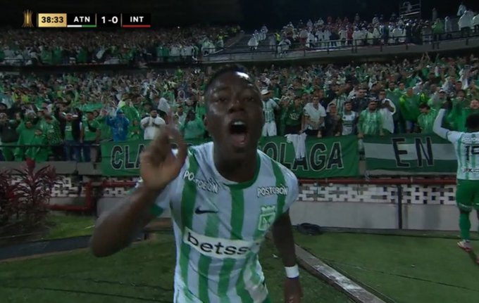 Jecontento2's tweet image. Necesito a estos 2 juntos en la Copa Libertadores.

#Marlosalverde