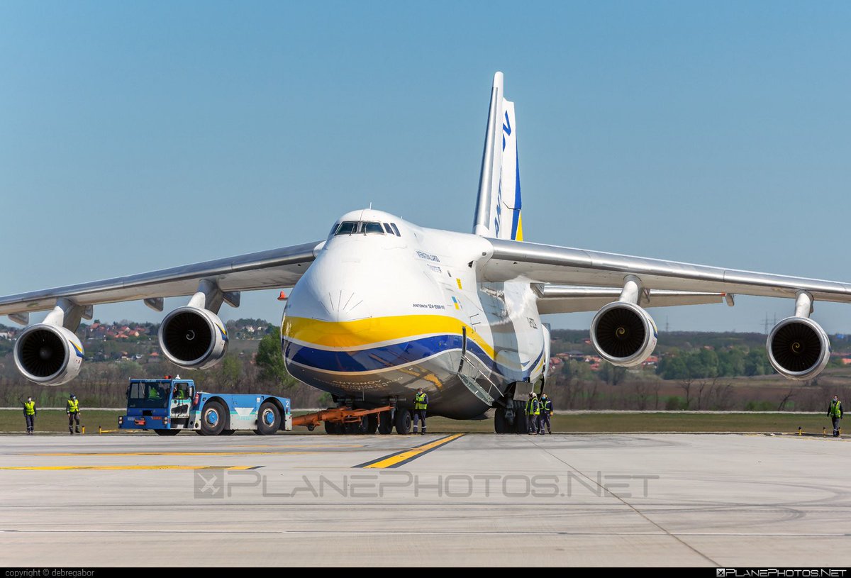 Shauns_Aviation's tweet image. Heads up Dublin Spotters, this is a special one👀

I can confirm that an Antonov AN-124 is expected in Dublin early next month!!!!

The Antonov An-124 Ruslan is that it’s one of the largest cargo aircraft in the world - second only to its big sibling, the Antonov An-225 Mriya…