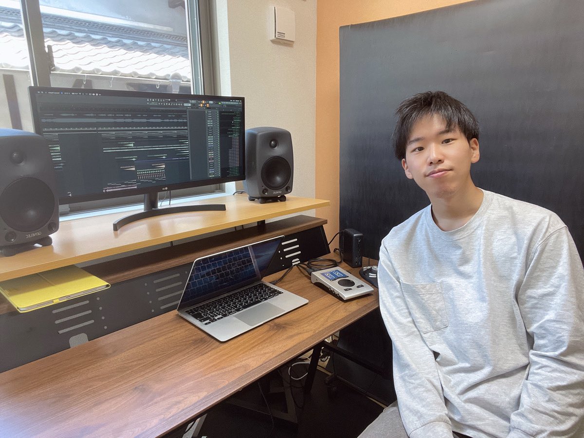 【ラジオ出演のお知らせ】
7月25日（金）にZIP FM内の番組「DANCE BEAT EXPLOSION: BEAT Influencer」にて、Triangleのインタビューがオンエア予定！🙌
楽曲制作の裏話やFind Meの制作秘話などナビゲーターのMEGURUさんと対談させていただきました！
ぜひご視聴ください！📻