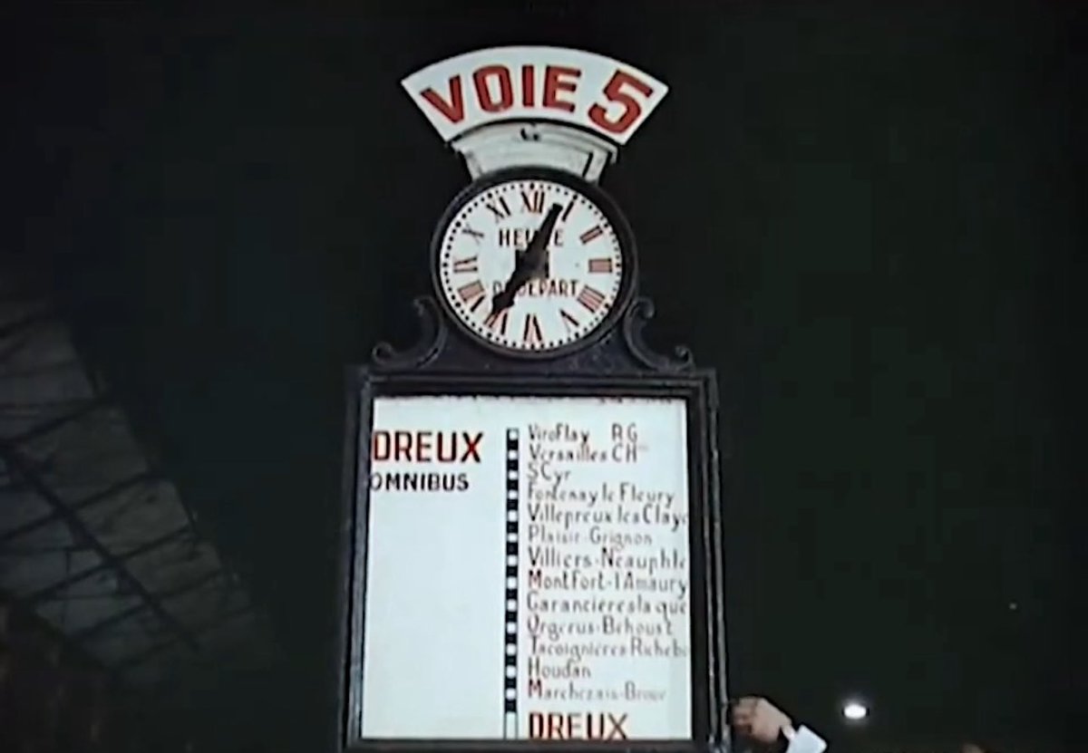 Julien_cdb_sncf's tweet image. Le train pour Dreux sera omnibus voie 5.