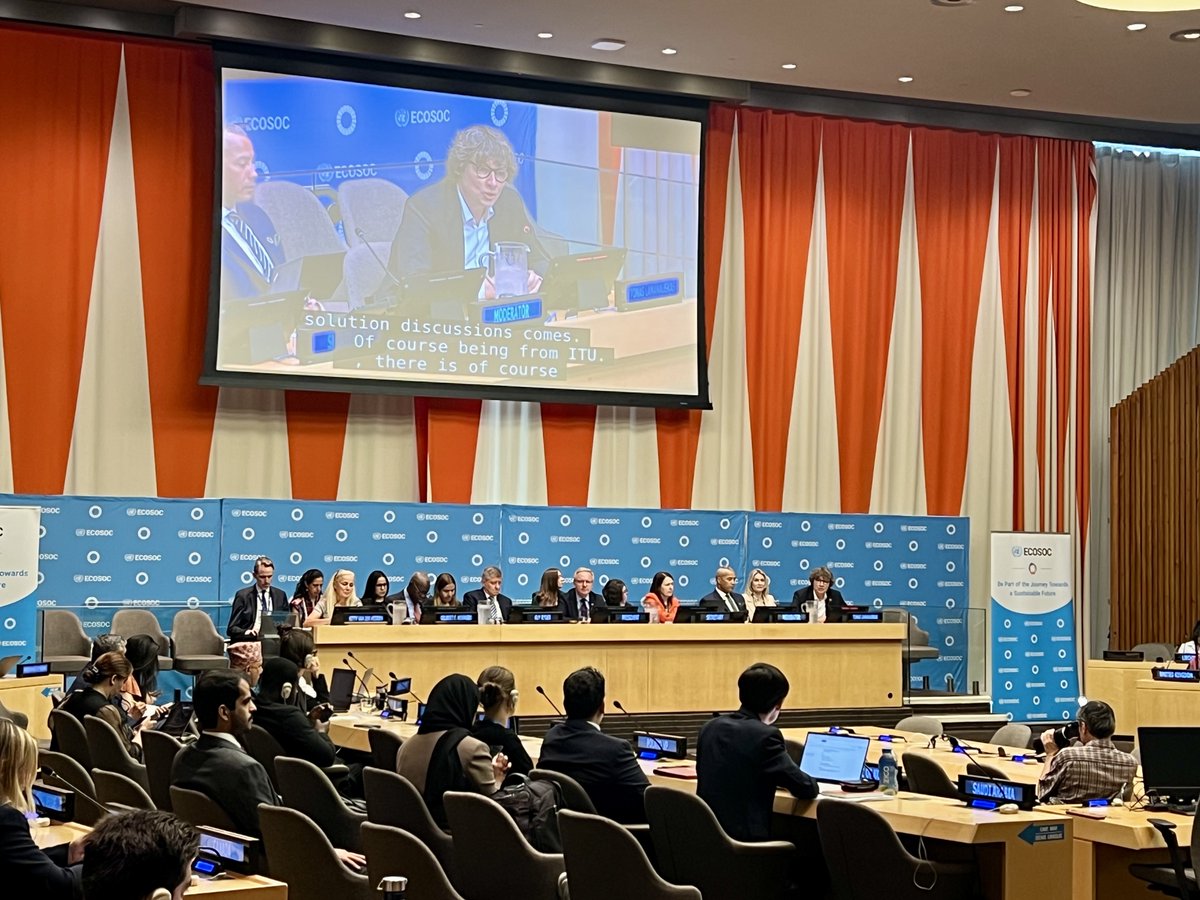 ITUatUNHQ's tweet image. 📢 At #ECOSOC High-level Segment, @ITU’s DSG @tlamanauskas emphasized digital infrastructure, AI innovation & technical standards as vital enablers of UN delivery. As the @UN turns 80, it's time to reboot multilateralism for real impact. 💡🌐 #UN80