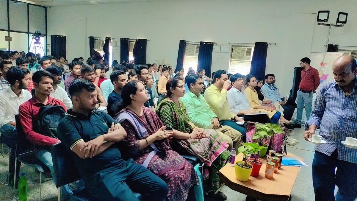 startup_bihar's tweet image. 🚀 Bihar Idea Festival 2025 | Event | Patna
Today’s Bihar Idea Festival 2025 event in Patna witnessed incredible energy and enthusiasm among aspiring youth!
The event spotlighted innovation, startup journeys, mentorship, and seed funding opportunities.
🌟 With 350+…