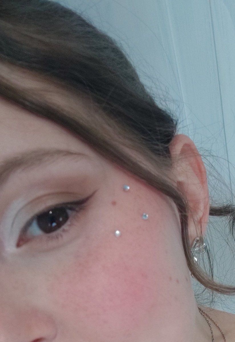 any excuse to bring my sparkles back !