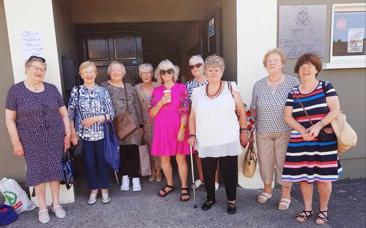 corkcolibrary's tweet image. Millstreet Library Knit & Natter Group Supports Dementia Care in Bantry Hospital.
A heartfelt initiative recently came full circle when Teresa Bohane, Head Dementia Nurse at Bantry Hospital, put a call for help – asking if knitting groups in Cork County Libraries could create…