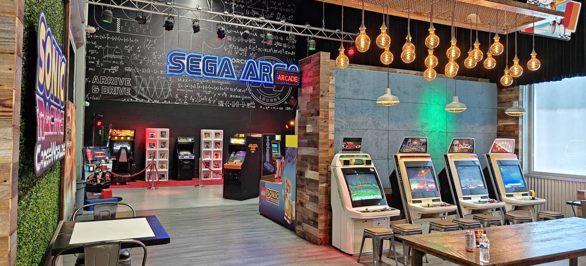 OhPoorPup's tweet image. Proud to say I worked as service technician for many of the cabinets and machines on display at @SEGA's @k1speed takeover for #SDCC! I've been working with @100_Yen_Life for months on this, really honored to have been a part of it! 🙂