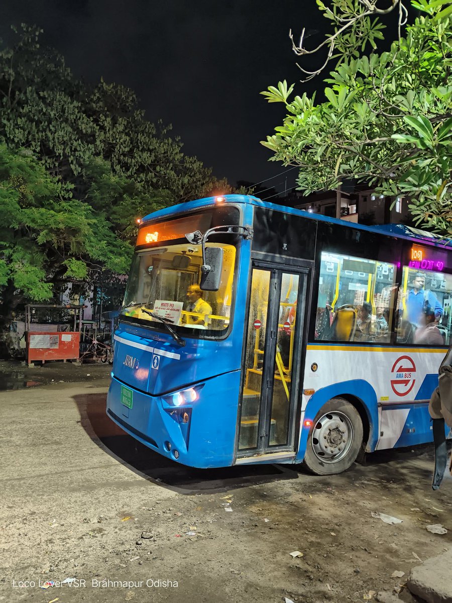 vsrao_'s tweet image. Took an AMA bus in Berhampur today!

✅ Fully working AC, Live stop announcement, USB charging ports, On-time service.

Really impressed with the punctuality. Great job @CRUT_BBSR!  🚍👏
Hope this standard is maintained in the future too.
#Berhampur #CRUT #SmartTransport
#bus