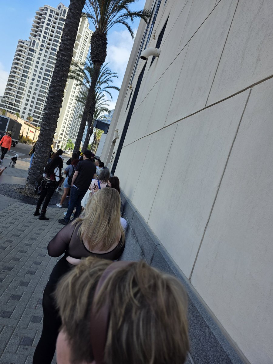 🌸Ren🌸 is on BlueSky tweet media