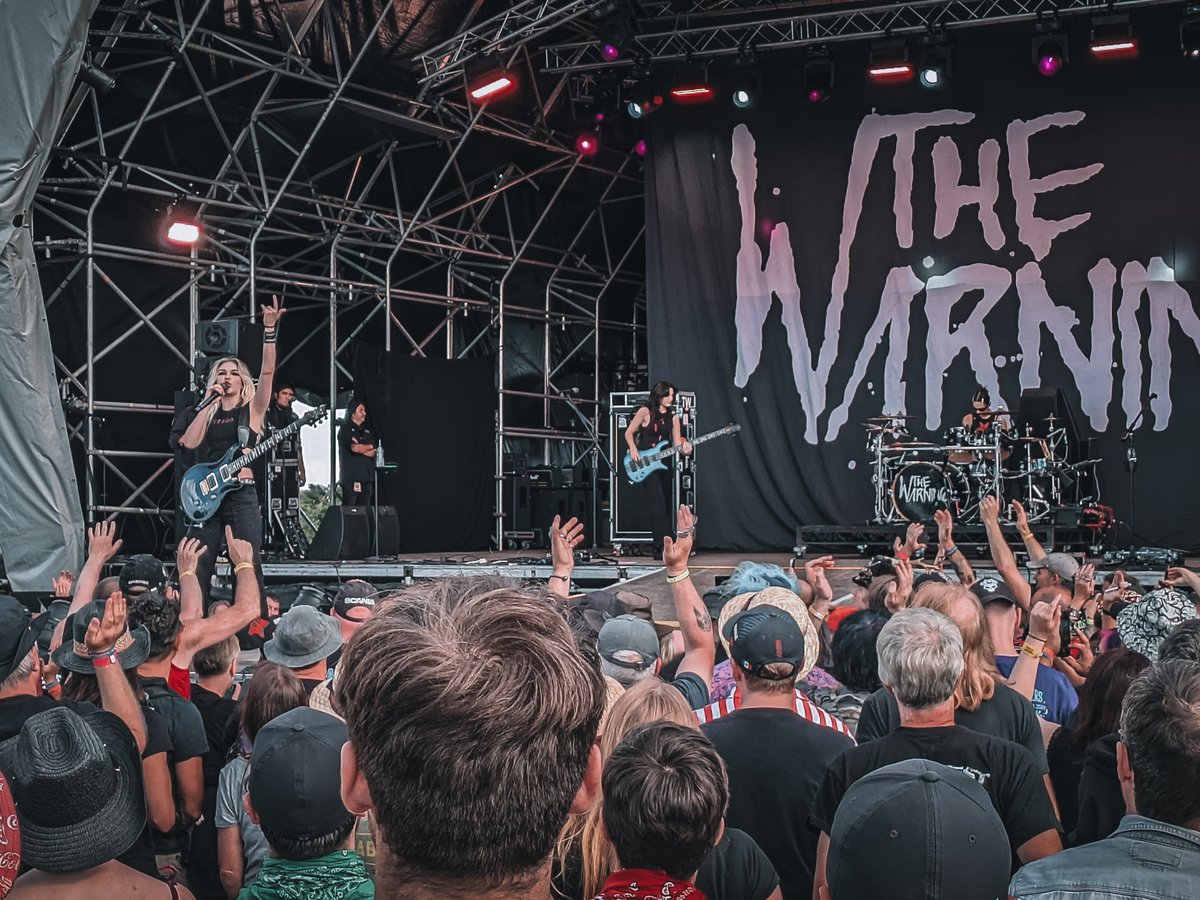 gigseekr's tweet image. We're looking forward to @SteelhouseFest this weekend! 🤘
We had such a good time there in 2024 - with some awesome performances from @thewarning, @PCATBS, @Skindredmusic, @accepttheband and so many more!
Can't wait to see what this year brings 🙌