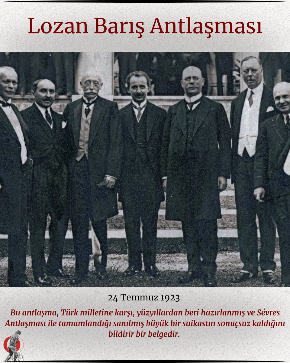 Birinci Dünya Savaşı sonrası ülkenin dört bir yanını işgal eden işgalci devletlere karşı Mustafa Kemal Atatürk önderliğinde topyekun bir kurtuluş mücadelesi verilmiş ve sonucunda da işgal güçleri yurttan atılmıştır. Bu askeri zafer, dünya çapında resmiyete kavuşması ve kalıcı