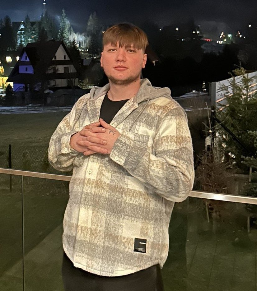 TheCSTimes's tweet image. jL and s1mple dream team if they could build a team together:
🇱🇹 jL
🇺🇦 s1mple
🇺🇦 b1t
🇷🇺 donk
🇷🇺 chopper
(via @jLcsgo_ stream)