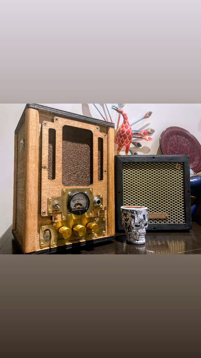 svisound's tweet image. From Clayton, #mexico🇲🇽 ! Two mini combo #amplifier adapted for outdoor play with #violin . More hot in Mexico soon! 🌵