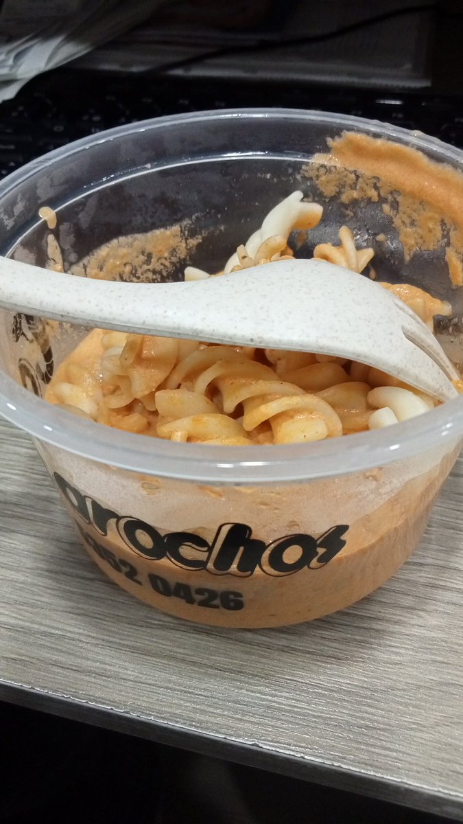 elsaidzuko's tweet image. #PoderosoDiscoClub6 pus no se de que hablan nomás&apos; paso a saludar mientras me echo una pasta para desayunar en topper&apos; de los jarochos...🥴🤤😋🤌🏻