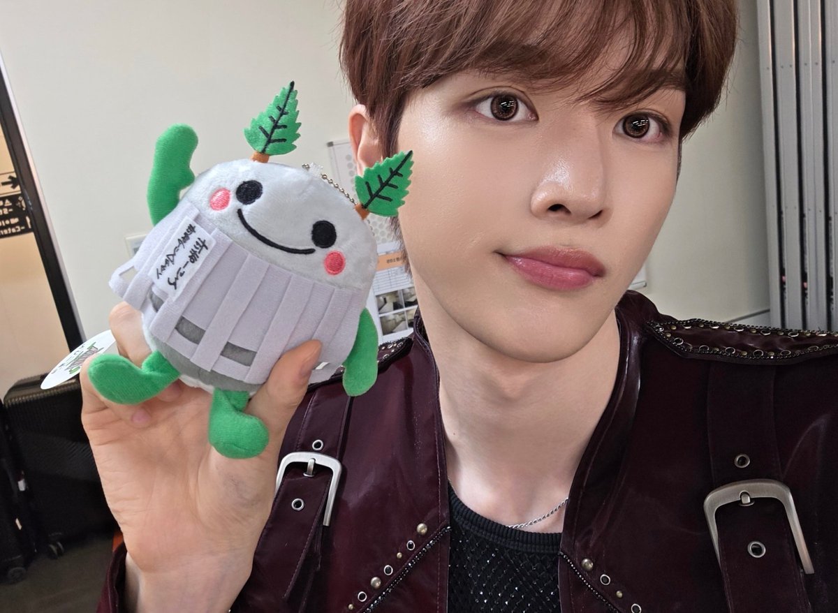 catsungchan's tweet image. the cutest boy to ever exist