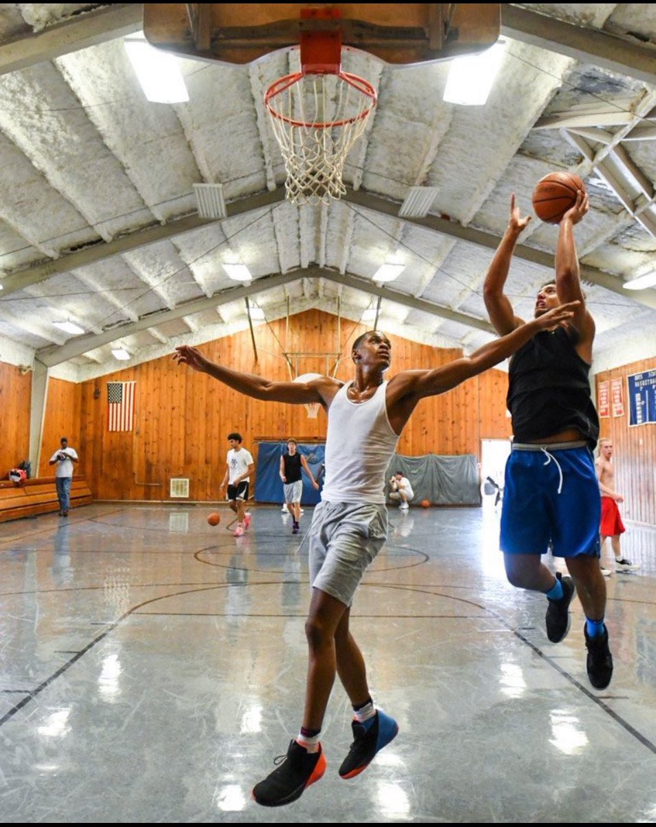 Dwilliams1515's tweet image. Congrats to my man @riv_isaiah on signing his new professional contract. He has signed a pro contract to play in Spain for Basket Cartegena. The team plays in the Primera FEB League. #pro #depaul #barn